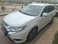 Mitsubishi Outlander 2022 года за 9 350 000 тг. в Астана – фото 2