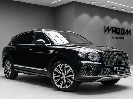 Bentley Bentayga 2023 года за 197 000 000 тг. в Астана