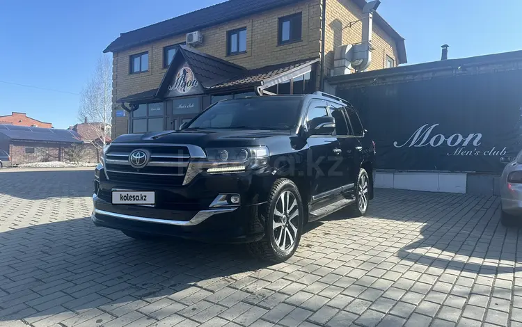 Toyota Land Cruiser 2019 годаүшін40 000 000 тг. в Усть-Каменогорск