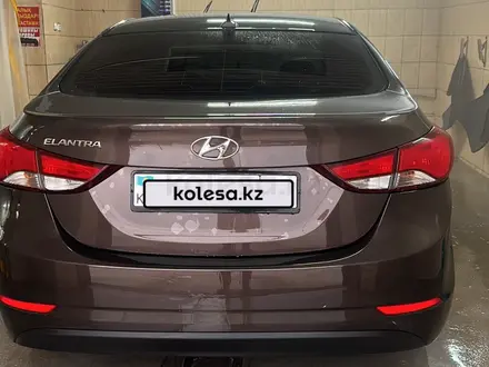 Hyundai Elantra 2015 года за 7 500 000 тг. в Сарыагаш – фото 6