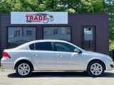 Opel Astra 2011 года за 2 800 000 тг. в Караганда – фото 3