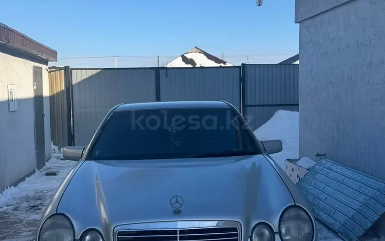 Mercedes-Benz E 200 1997 года за 2 700 000 тг. в Астана