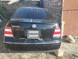 Volkswagen Jetta 2004 года за 400 000 тг. в Актау – фото 4