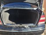 Volkswagen Jetta 2004 года за 400 000 тг. в Актау – фото 5