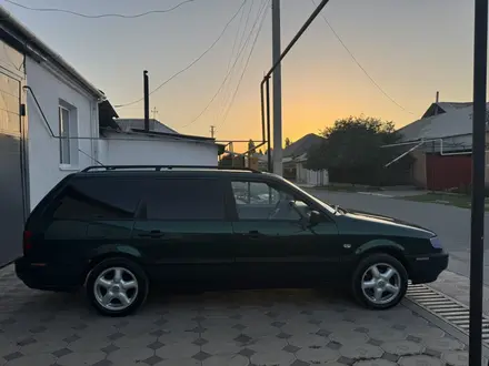 Volkswagen Passat 1996 года за 2 600 000 тг. в Шымкент – фото 5