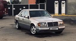 Mercedes-Benz E 200 1990 годаүшін1 100 000 тг. в Алматы