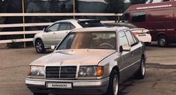 Mercedes-Benz E 200 1990 годаүшін1 100 000 тг. в Алматы – фото 5