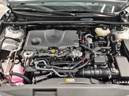 Toyota Camry Luxe 2025 года за 21 000 000 тг. в Алматы – фото 19