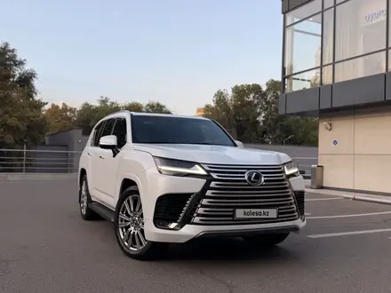 Lexus LX 600 2023 года за 63 000 000 тг. в Алматы