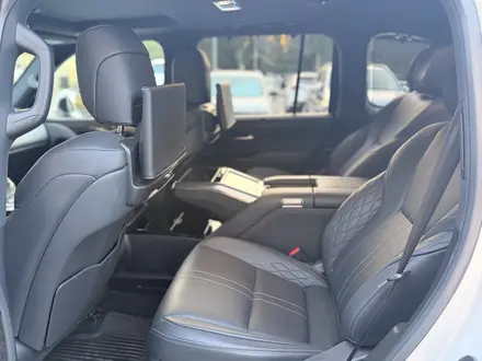 Lexus LX 600 2023 года за 63 000 000 тг. в Алматы – фото 17