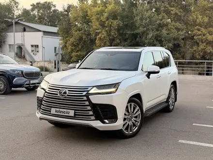 Lexus LX 600 2023 года за 63 000 000 тг. в Алматы – фото 3