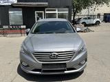 Hyundai Sonata 2016 годаүшін8 200 000 тг. в Алматы