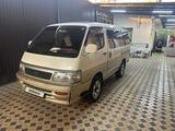 Toyota Hiace 1996 года за 2 300 000 тг. в Алматы