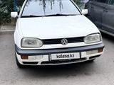 Volkswagen Golf 1992 годаfor1 200 000 тг. в Караганда