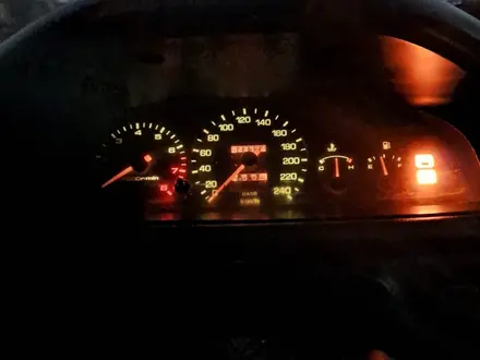 Mazda 626 1993 года за 1 500 000 тг. в Астана – фото 12