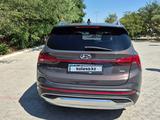 Hyundai Santa Fe 2023 года за 16 100 000 тг. в Актау – фото 3