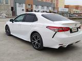 Toyota Camry 2019 года за 8 500 000 тг. в Атырау – фото 5