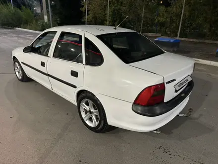 Opel Vectra 1997 года за 1 000 000 тг. в Караганда – фото 7