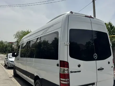 Mercedes-Benz Sprinter 2009 года за 15 000 000 тг. в Алматы – фото 2