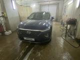 Hyundai Santa Fe 2020 годаүшін15 300 000 тг. в Уральск – фото 2