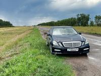 Mercedes-Benz E 200 2011 годаfor7 400 000 тг. в Астана