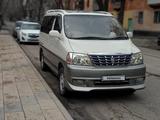 Toyota Grand Hiace 2002 года за 8 199 999 тг. в Алматы – фото 4