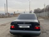 Mercedes-Benz E 280 1993 годаүшін3 100 000 тг. в Алматы – фото 2