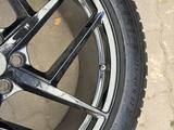 Комплект зимних колес R22 Michelin X-Ice North + черные диски как новыеүшін875 000 тг. в Алматы – фото 3