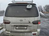 Hyundai Starex 2004 годаfor1 900 000 тг. в Туркестан – фото 2