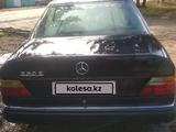 Mercedes-Benz E 260 1991 годаүшін2 000 000 тг. в Щучинск – фото 2