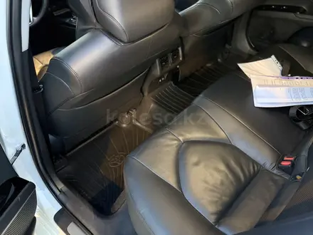Toyota Camry 2019 года за 13 850 000 тг. в Шымкент – фото 20