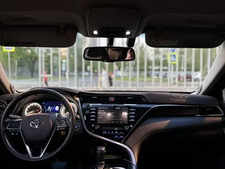 Toyota Camry 2019 года за 13 850 000 тг. в Шымкент – фото 7