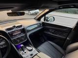 Bentley Bentayga 2021 года за 130 000 000 тг. в Алматы – фото 4