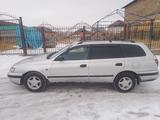 Toyota Carina E 1996 года за 1 300 000 тг. в Семей