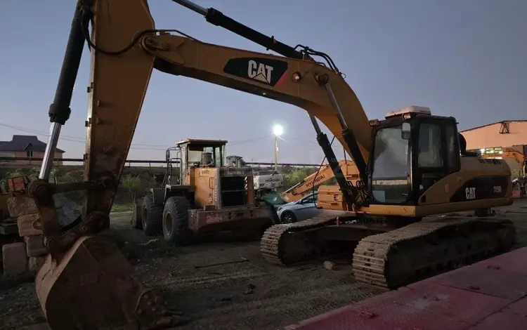 Caterpillar  325 2009 года за 21 000 000 тг. в Шымкент