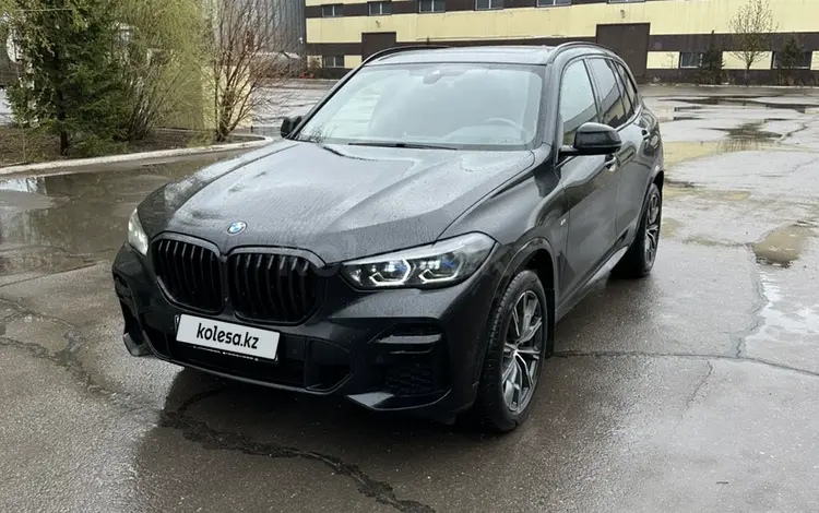 BMW X5 2022 года за 52 000 000 тг. в Павлодар