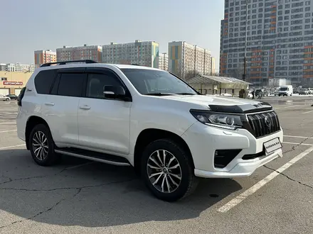 Toyota Land Cruiser Prado 2021 годаүшін36 500 000 тг. в Алматы – фото 23