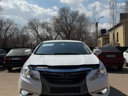 Hyundai Sonata 2013 года за 2 700 000 тг. в Караганда – фото 5