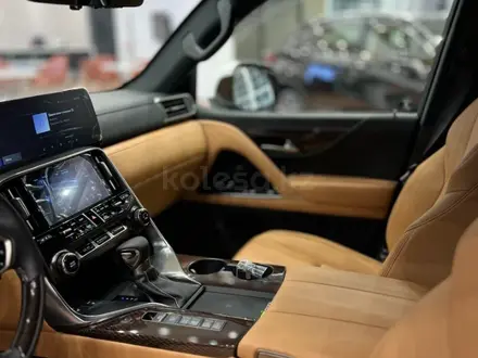 Lexus LX 600 Luxury+ 2022 года за 118 000 000 тг. в Атырау – фото 11