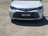 Toyota Avalon 2015 года за 8 000 000 тг. в Атырау