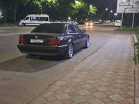 BMW 740 1995 годаүшін4 400 000 тг. в Алматы