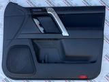 Обшивки дверные Toyota Lexus за 111 001 тг. в Актау