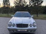 Mercedes-Benz E 200 2000 годаүшін4 200 000 тг. в Талдыкорган