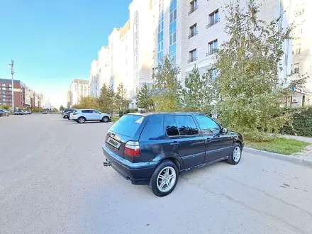 Volkswagen Golf 1993 года за 1 500 000 тг. в Астана – фото 6