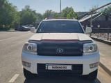 Toyota 4Runner 2004 года за 10 700 000 тг. в Алматы – фото 2