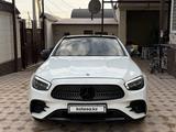 Mercedes-Benz E 200 2021 года за 26 000 000 тг. в Шымкент – фото 4