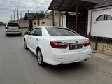 Toyota Camry 2013 года за 8 500 000 тг. в Шымкент – фото 2