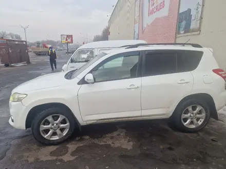 Toyota RAV4 2011 года за 8 000 000 тг. в Алматы