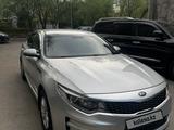 Kia K5 2019 года за 7 300 000 тг. в Алматы – фото 2