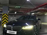 BMW 530 2021 года за 29 995 000 тг. в Алматы – фото 3